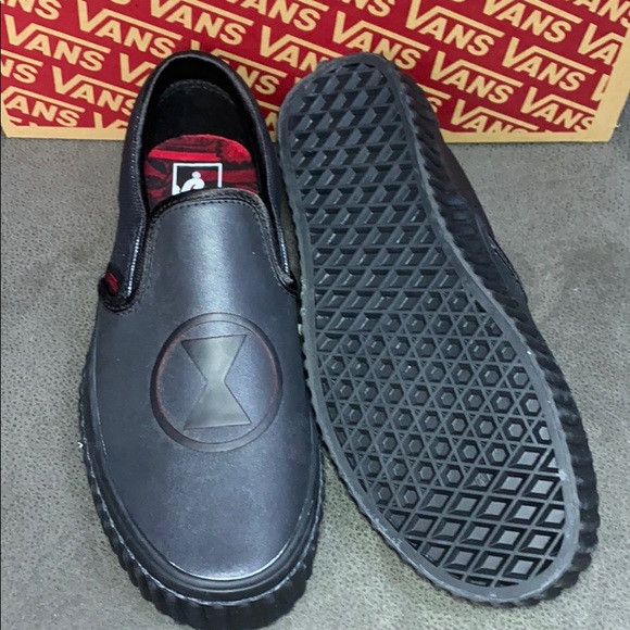 Vans Marvel Slip On shoes women’s - Picture 5 of 9